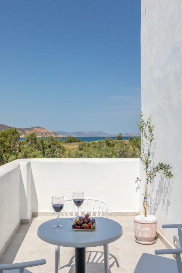 Crystal Mare Suites Naxos City Exterior photo