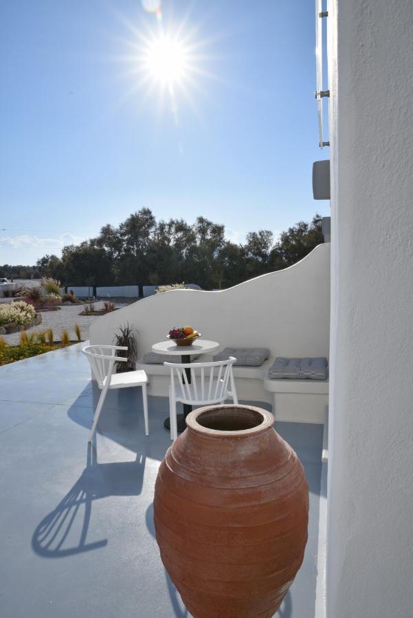 Crystal Mare Suites Naxos City Exterior photo