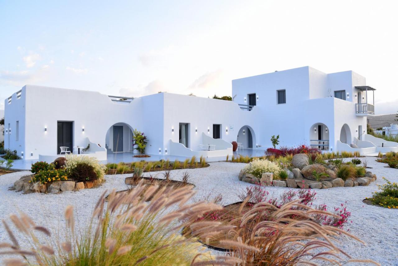 Crystal Mare Suites Naxos City Exterior photo